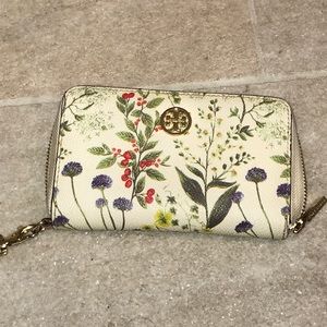 Tory Burch wristlet